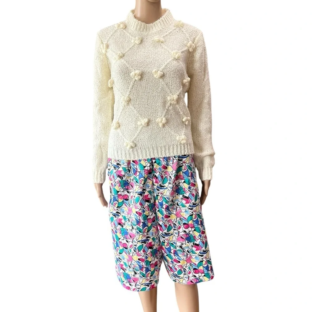 Chunky creamy cozy granny Sweater Pullover -L